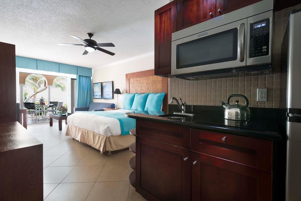 All Inclusive Divi Little Bay Beach Resort Philipsburg  Exterior photo